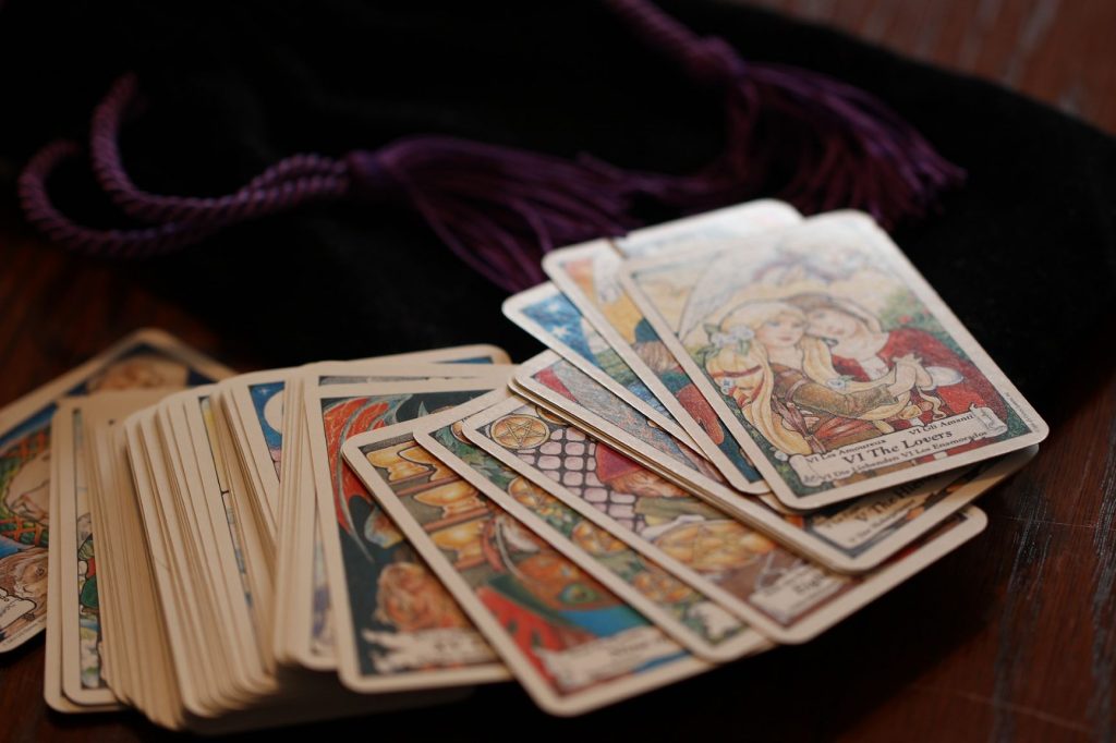 Just how does the Tarot work?
